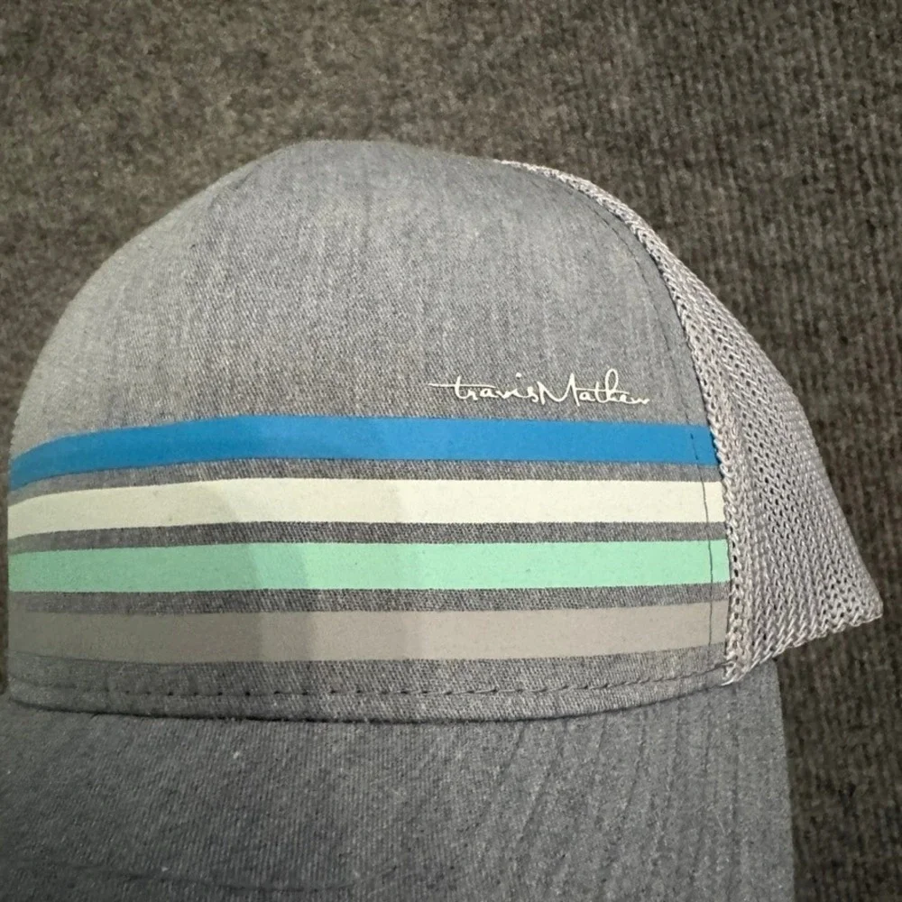 TravisMathew Mens Gray Striped Trucker Hat Flexfit 110 Snapback Golf Cap